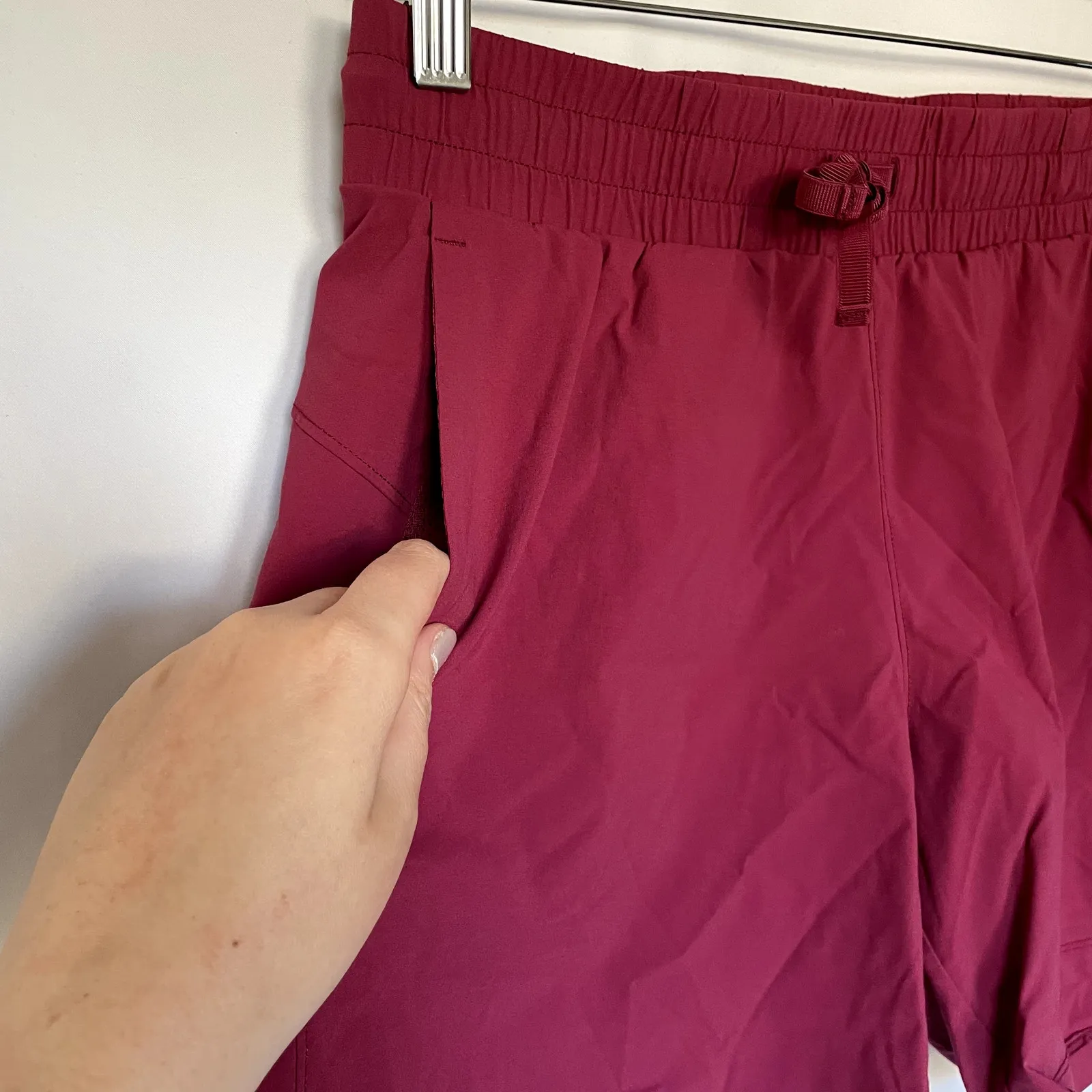 Tuff Athletics deep pink elastic waist athletic shorts pockets women's small - Image 2