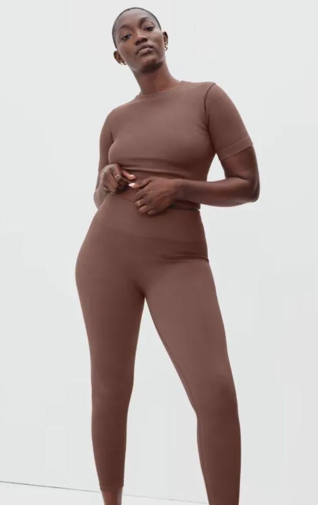 Everlane  The Seamless Tee Women’s Size M/L A13 - Image 2