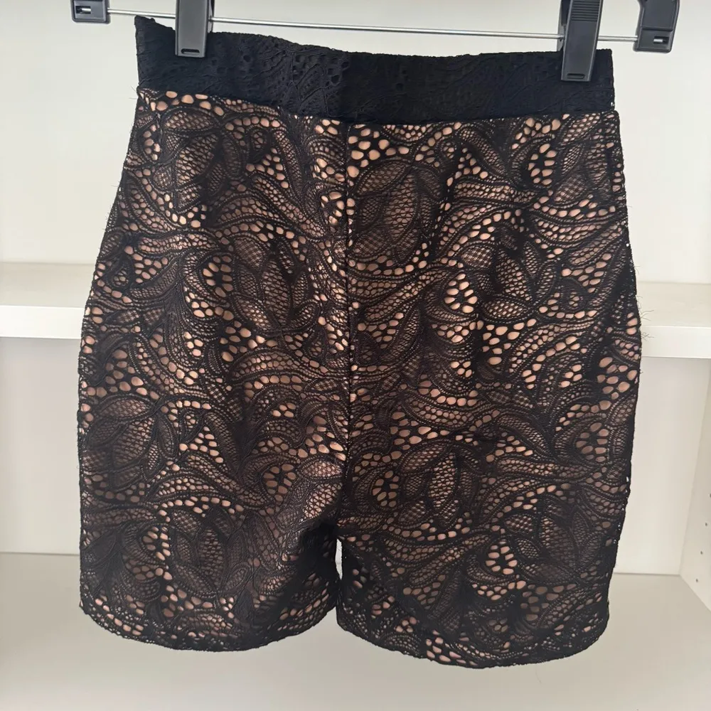 TIGER MIST Lace Bike Shorts - Image 6