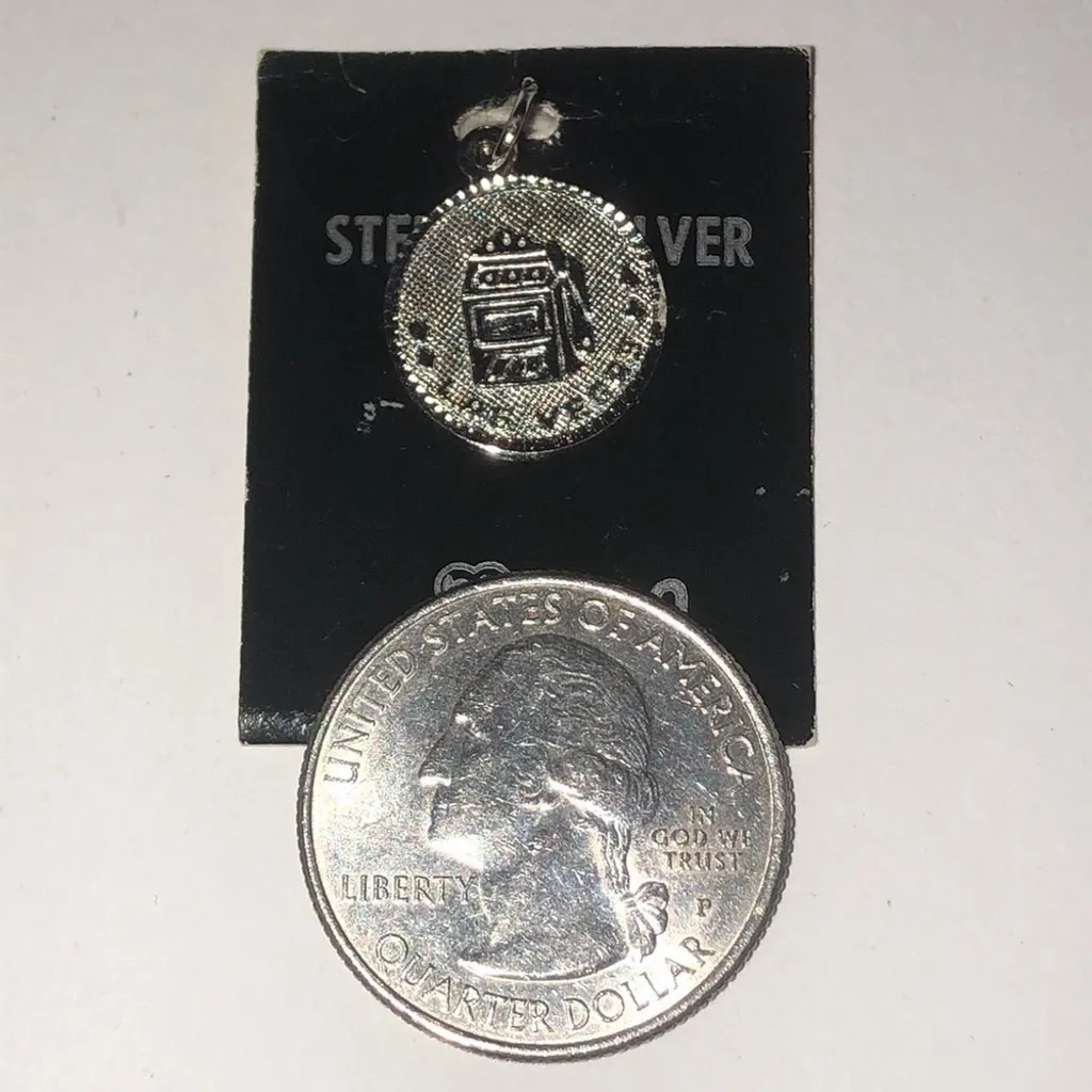 Las Vegas Milno Crea Sterling Silver Poker Gambling Vintage Collectible Charm - Image 4