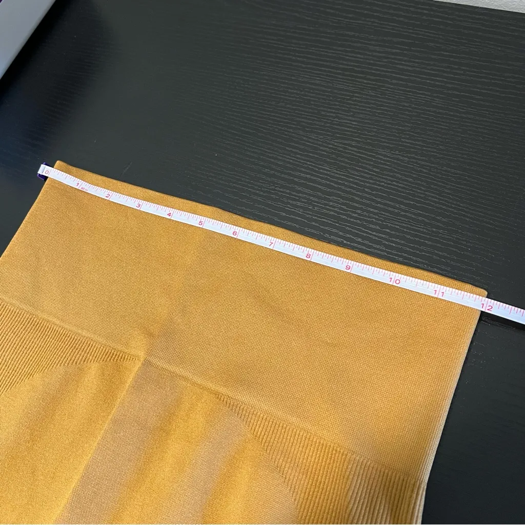 SetActive SculptFlex Cropped Leggings Gold Mustard Small - Image 8