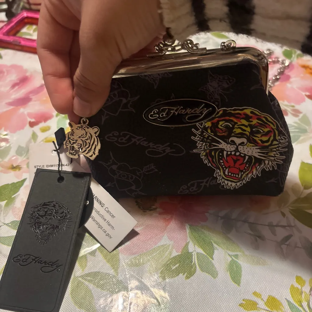 Ed Hardy Black Clutch with Chain and Tiger Design - Image 3