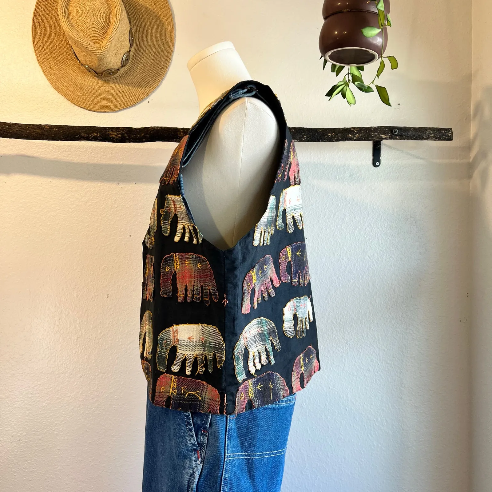 90s Soho Compagnie Made in India Cotton Elephant Patchwork Vest Size Medium Black - Image 3