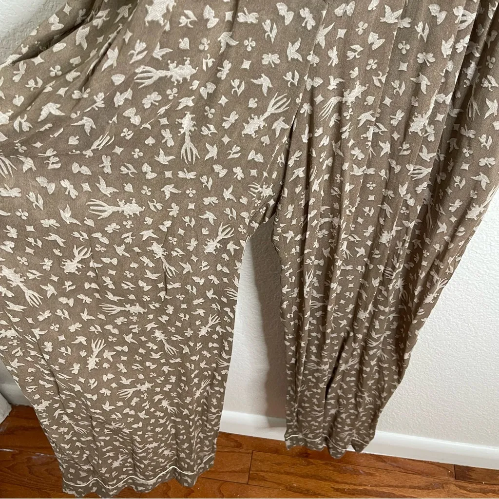 Vintage CRISCA Button - Image 5