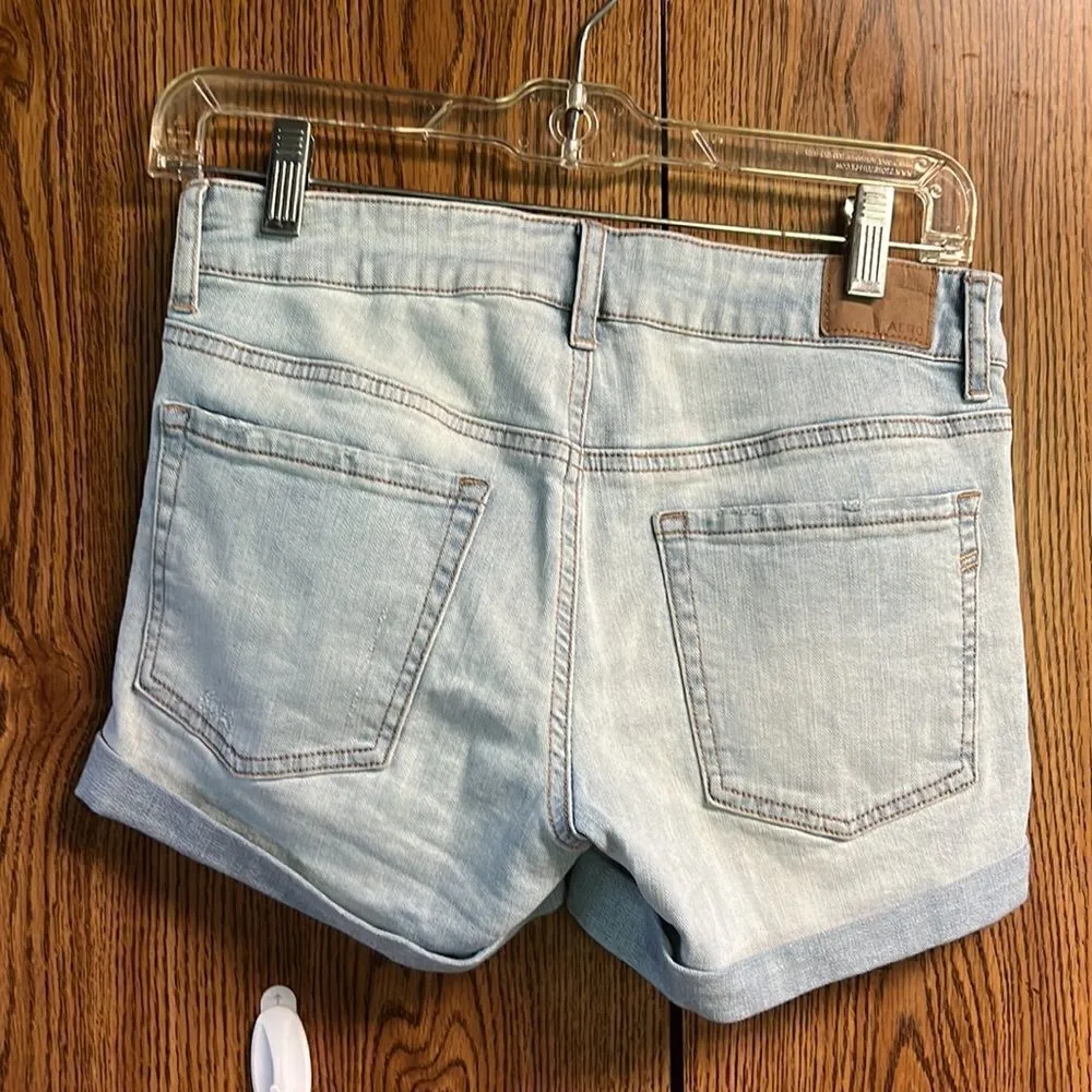 🔥 5/20🔥 Aero Low rise midi distressed denim  shorts Sz 4 - Image 2