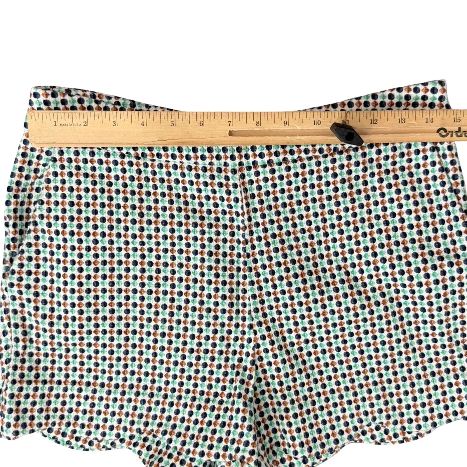 By Anthropologie Brown Navy Green Polka Dot Georgie Scallop Hem Shorts size 6 - Image 5