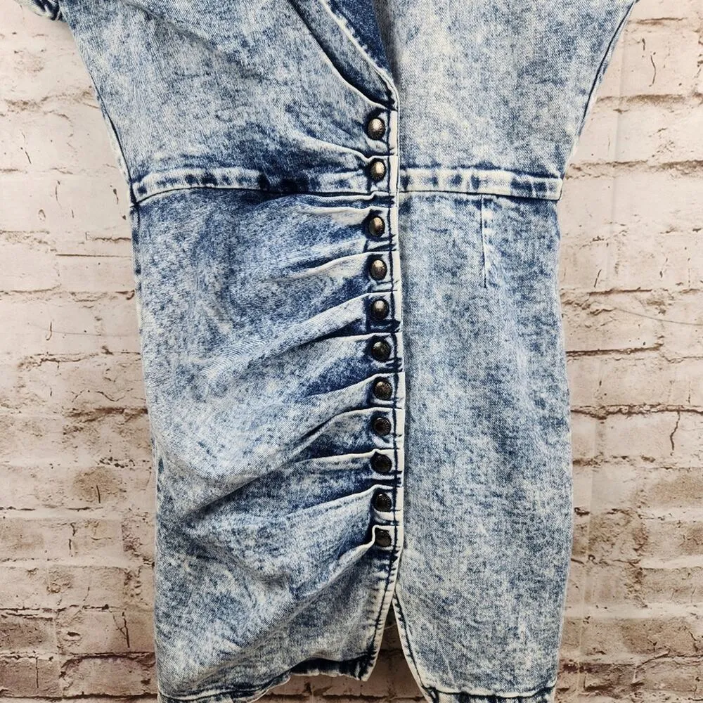 Retrofete Gia Denim Dress in Acid Wash Blue Size Medium NWT Short Sleeve - Image 4