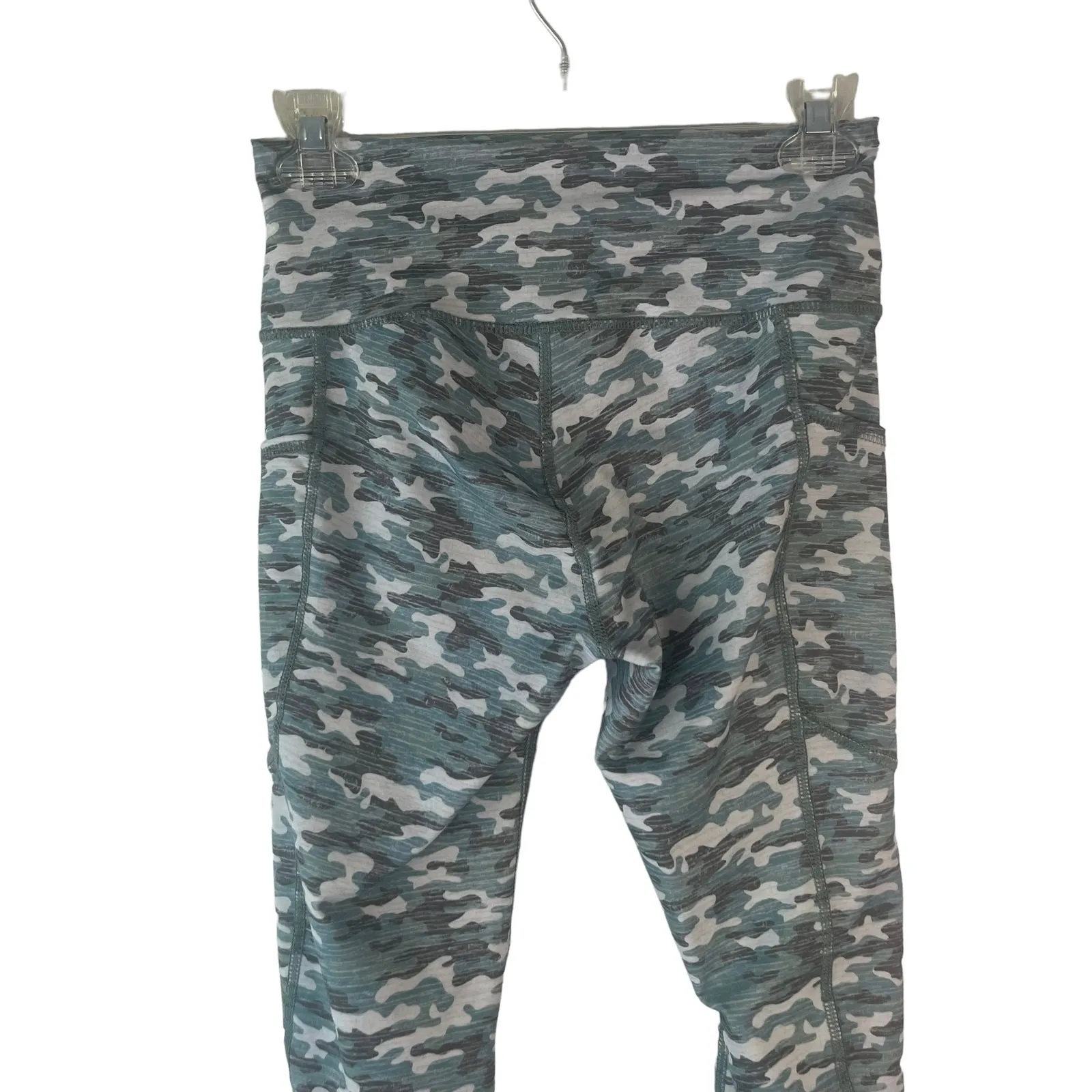 Cardio Works Women's Size Medium Light Green‎ Camo Activewear Leggings Green - Image 4