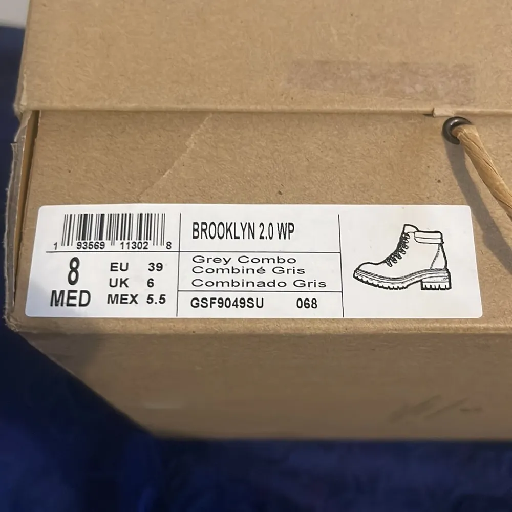 Gentle Souls by Kenneth Cole Waterproof Brooklyn Grey Combo Boots - Image 8