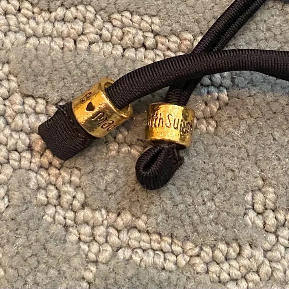 NWT - Raisins Bikini Top - Size L - Image 5