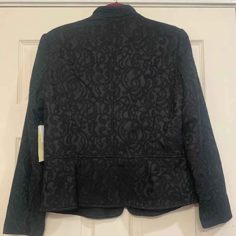 NWT Reba Black & Gold Laced Fitted Medium Western Jacket. 1805 - Image 8