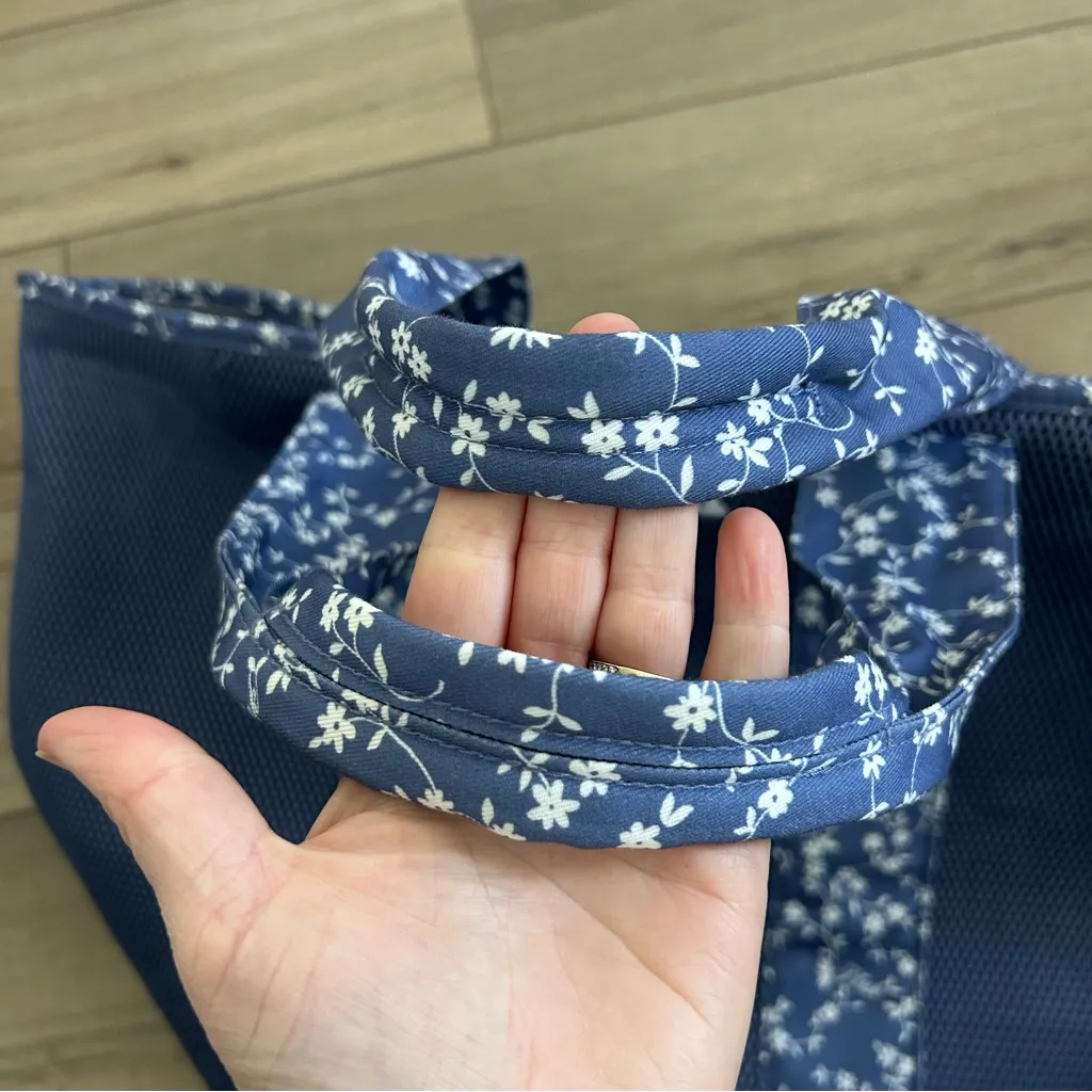 PINK by Victorias Secret Blue Floral Mesh Oversized Zip Top Tote Bag NWT - Image 8