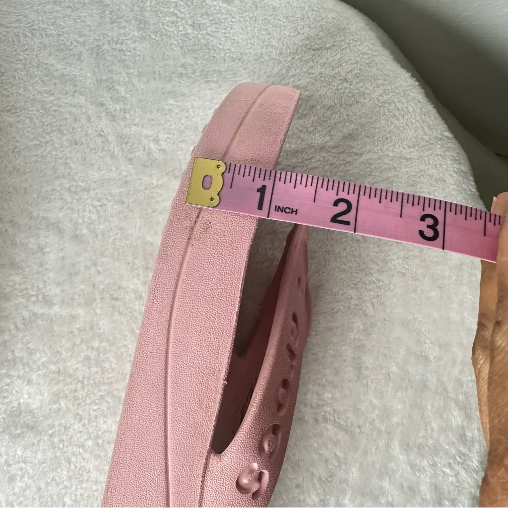 CROCS Women's Baya Platform Flip-Flop Light Pink Sandals - Image 10