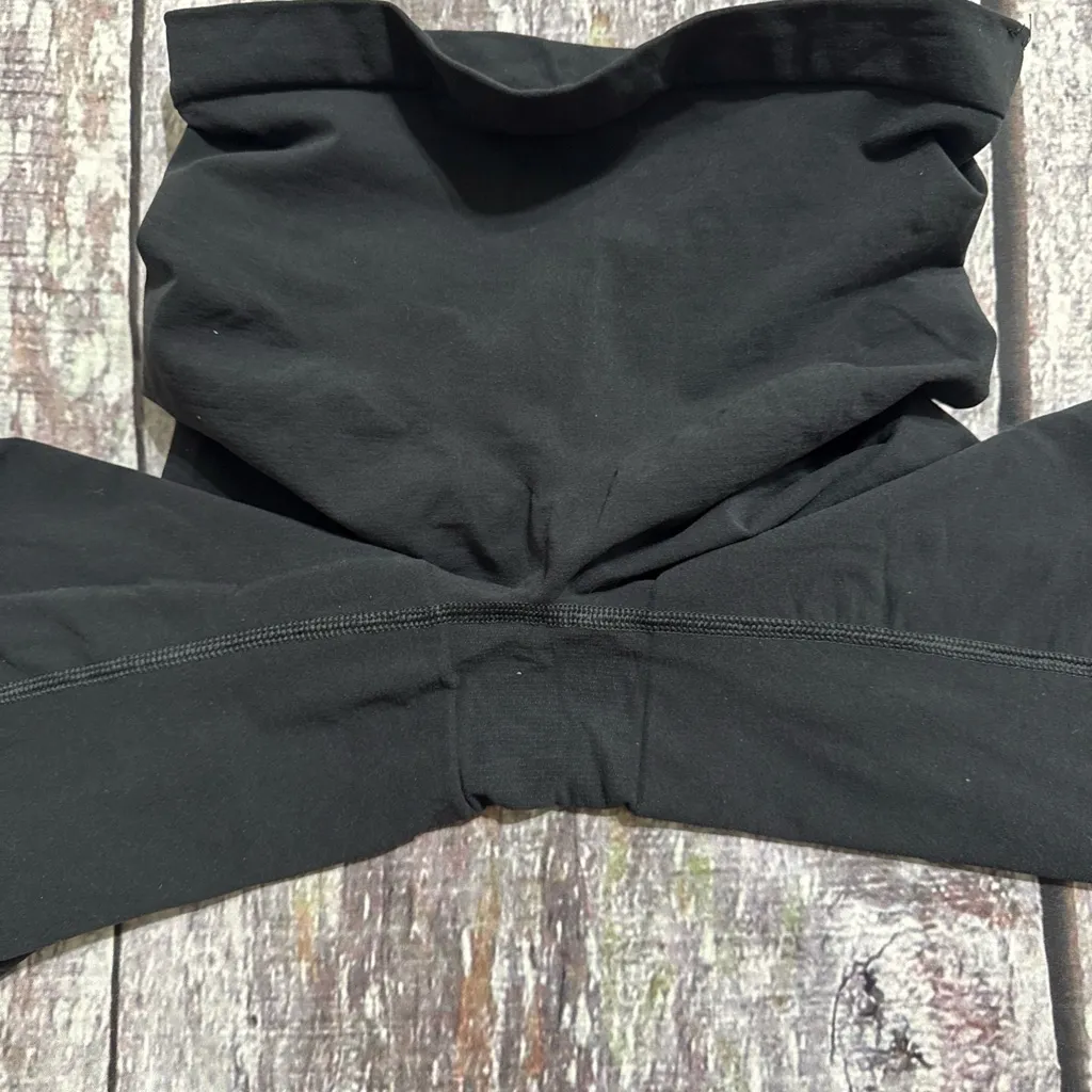 NWOTS SPANX Shorts - Image 4