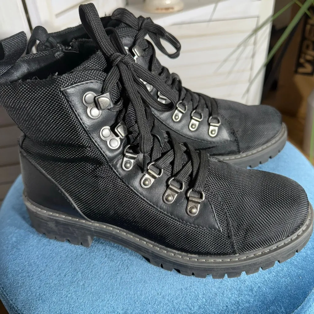 White Mountain Cliffs women's Clavide black comfort lace up combat boots sz 7.5 - Image 5