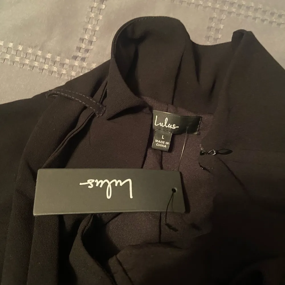 Black Lulus Best Asset Paperbag Shorts - Image 2