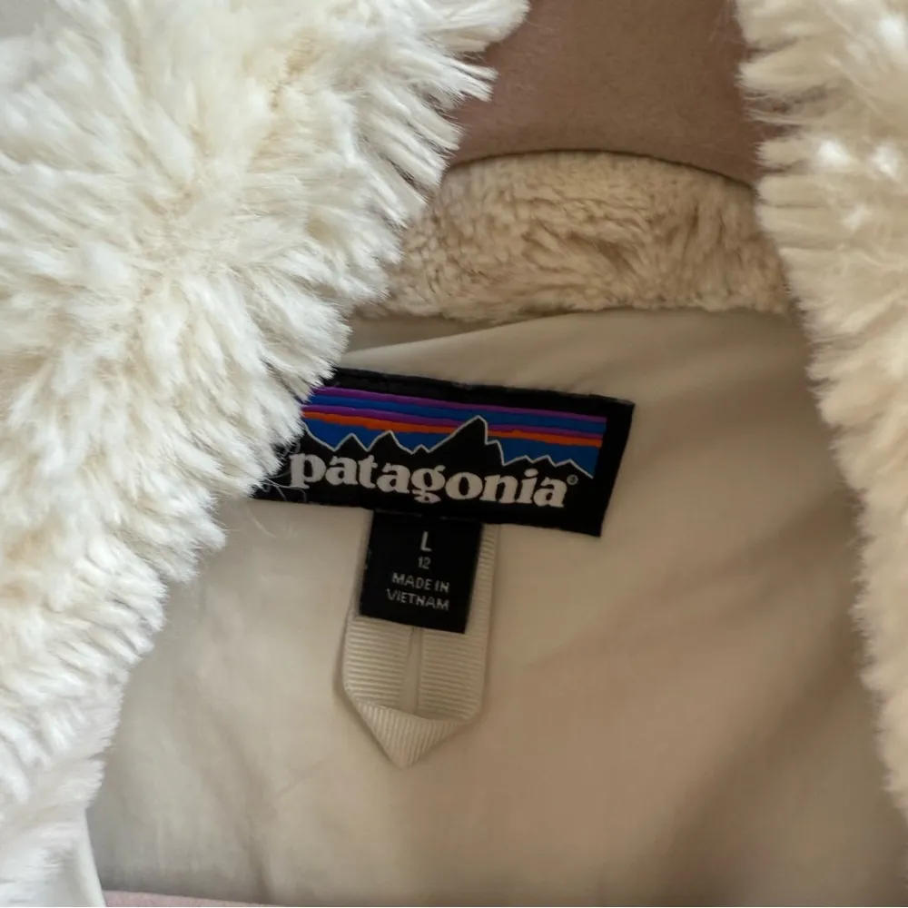 Patagonia Teddy plush faux fur coat jacket girls Size L 12 - Image 3