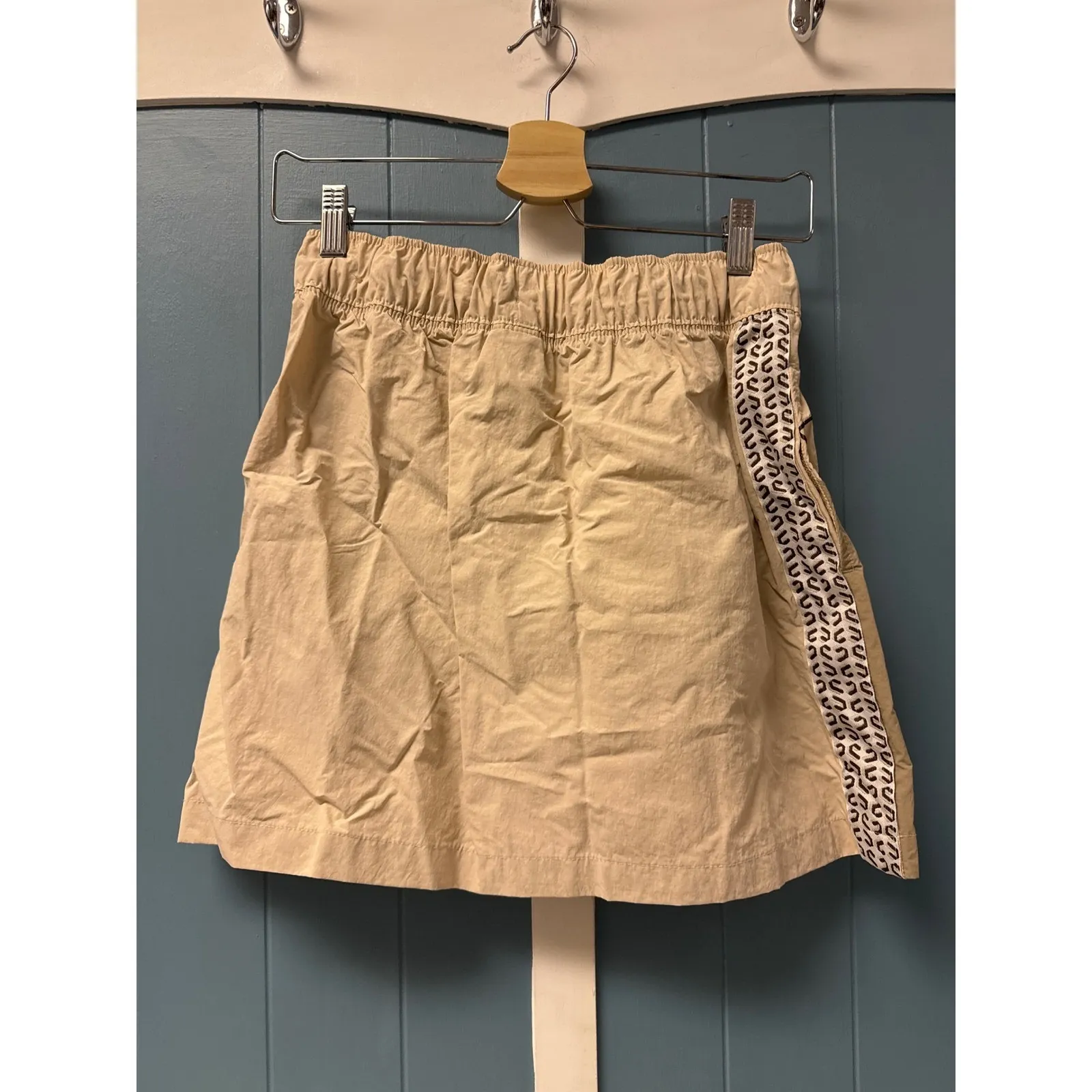 Nike Women's Skort Running Tennis Athletic Khaki Large Logo Drawstring - Image 6