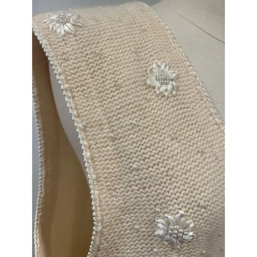 Vintage Marisa Christina Petite Angora wool Holiday Beaded Vest Petite Large White Size undefined - Image 6