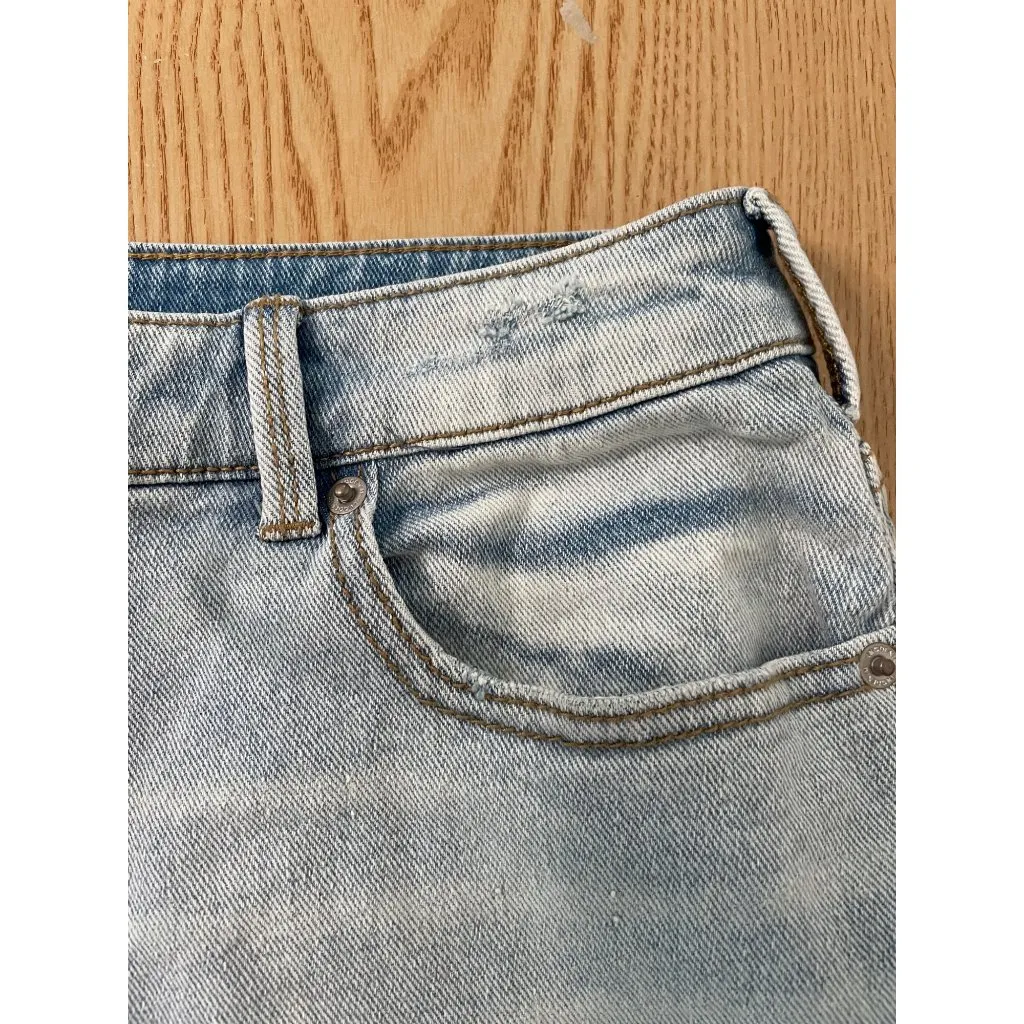 New Women’s INC Denim Cut Off Stretchy Jean Shorts Size 12/31 Blue - Image 2