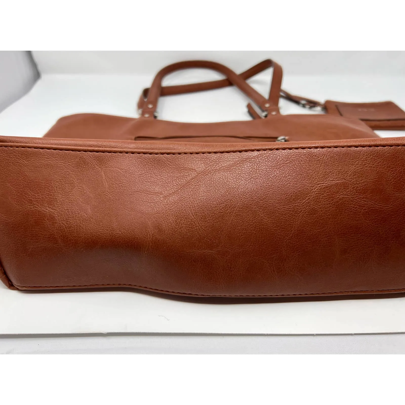 Rosetti Brown Double Handle Purse and Coin Purse 11" Tall x 16" Wide‎ x 10" - Image 3