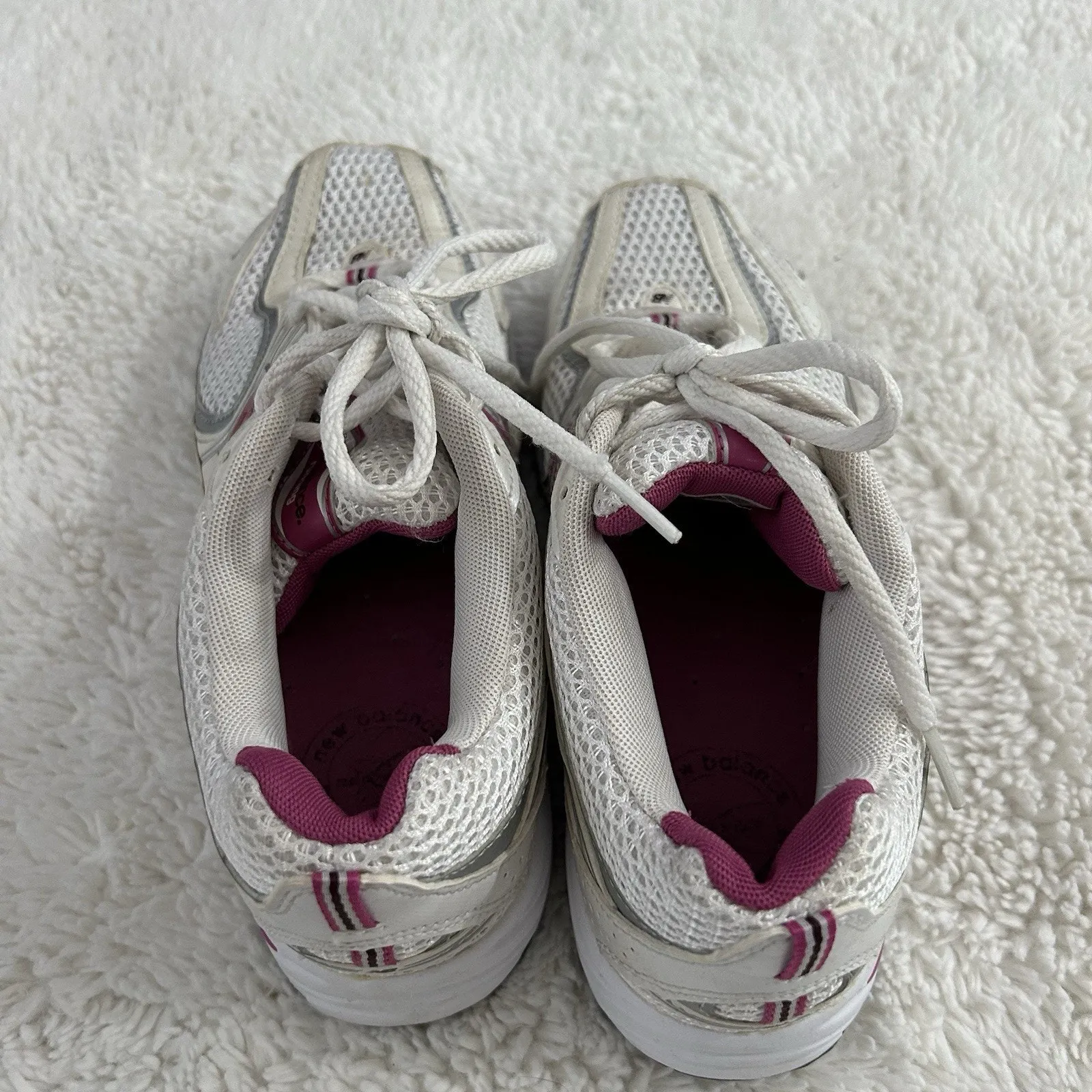 New Balance Running 441 Women’s US 8 (WR441WST) White Pink Athletic Shoes Abzorb - Image 3