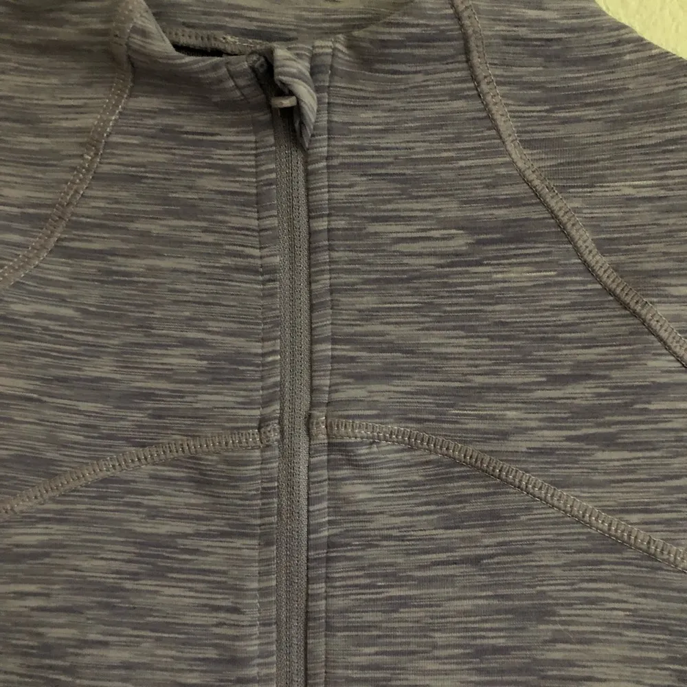 Gymshark Limit 1/2 Zip Pullover Steel Blue Marl. Size Medium - Image 9