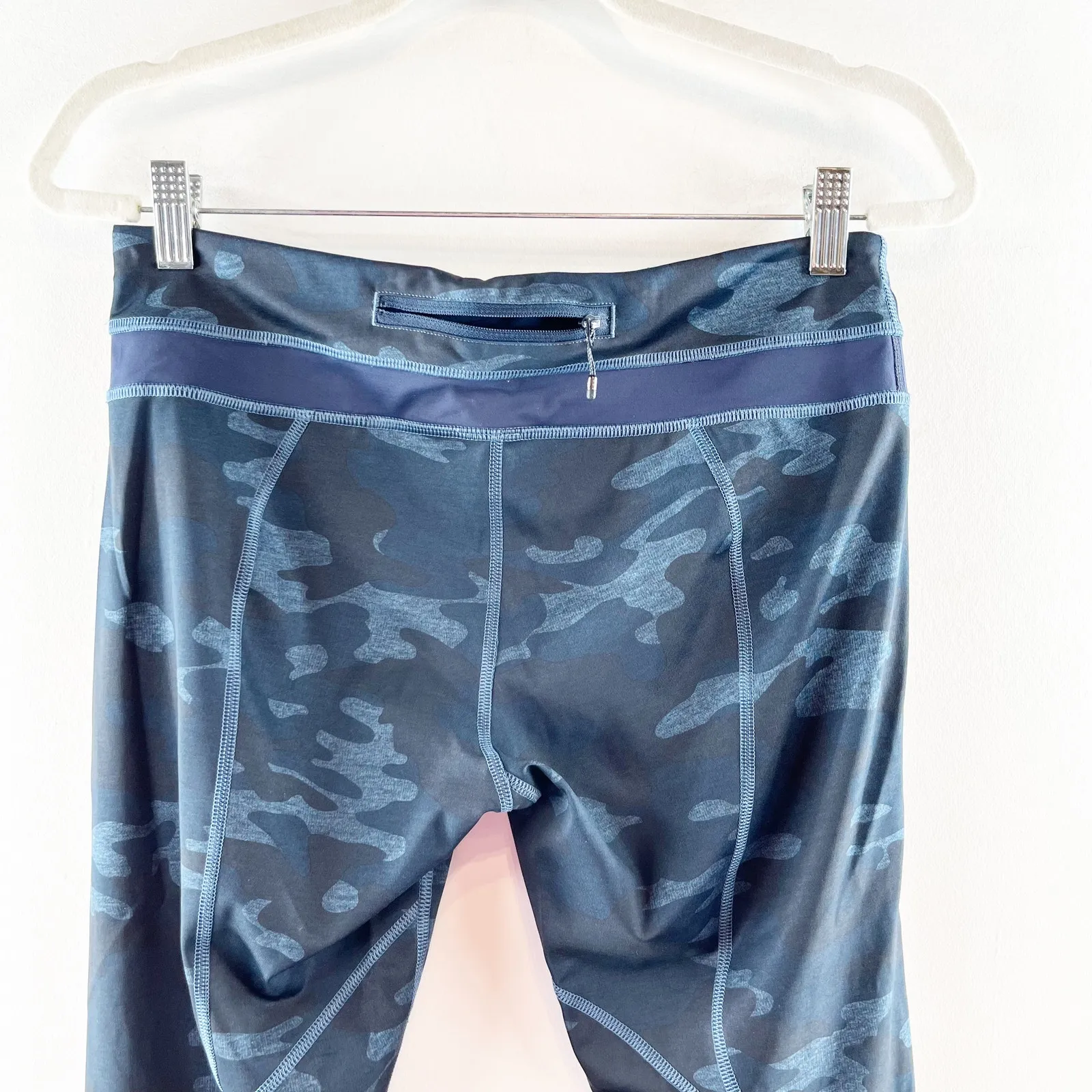 Lululemon Mid Rise Run Inspire Crop Camo Leggings Blue 8 - Image 8
