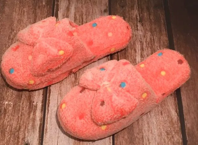 Pink Slippers, Size 8/9 - Image 2