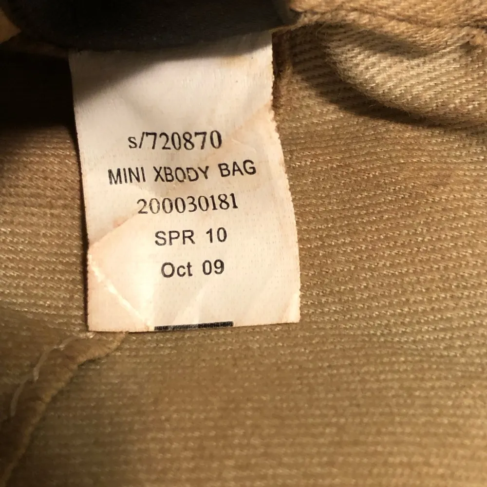 Banana Republic Crossbody Bag Chain Strap Gold Small Purse - Image 10