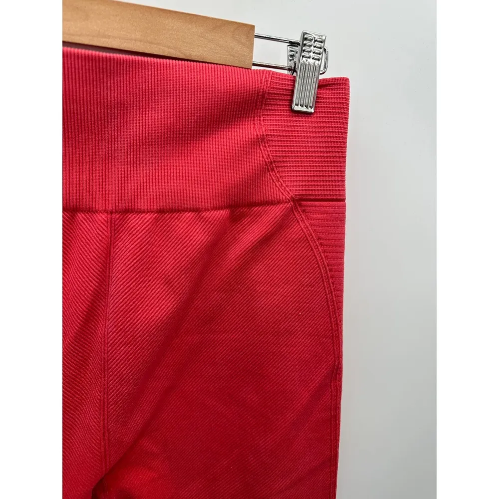 Aerie Leggings Womens Large Coral Pink Offline Seamless Capri Cropped Legging - Image 4