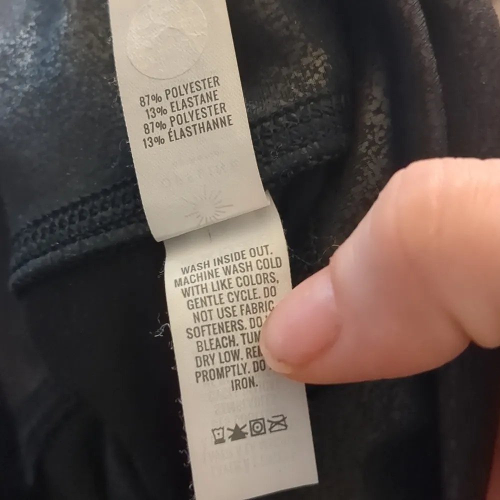 Aerie offline black faux leather leggings size small - Image 6