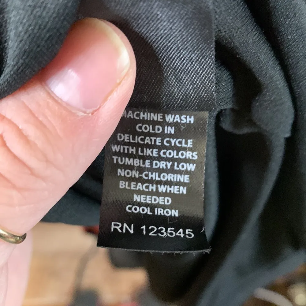 🚫SOLD🚫Igigi by Yuliya Raquel Geometric Design Stretchy Crisscross Dress Black Size 26 - Image 6