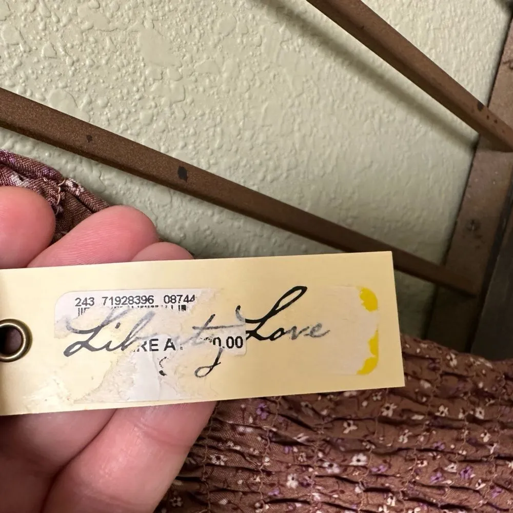 Liberty Love floral spaghetti strap smocked crop top - Image 5