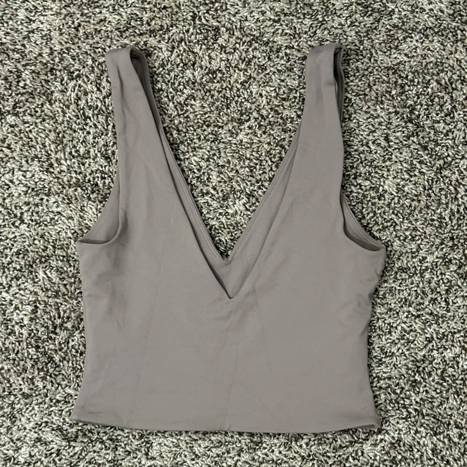 Babaton V neck‎ Activewear Athletic Bra crop tank size S - Image 2