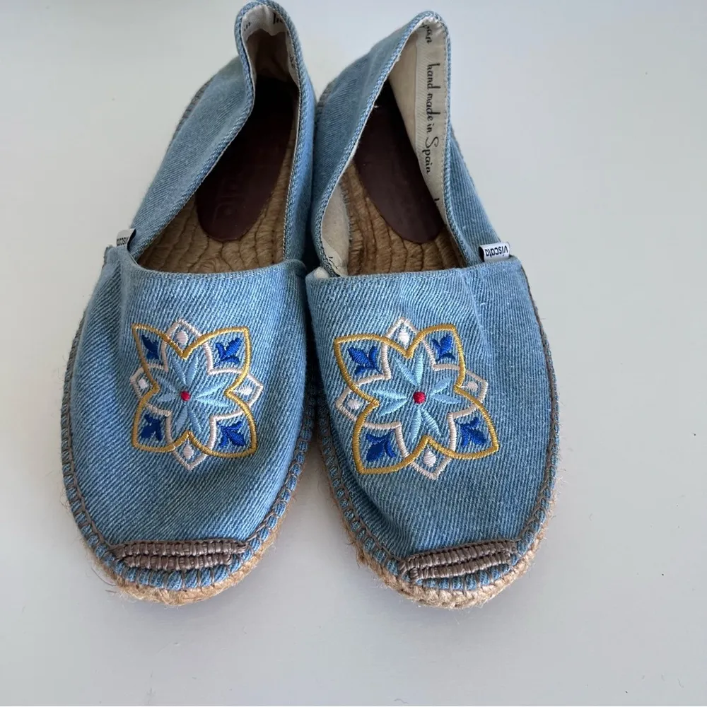 Viscata Women’s Denim Embroidered Espadrilles Size 8 - Image 2