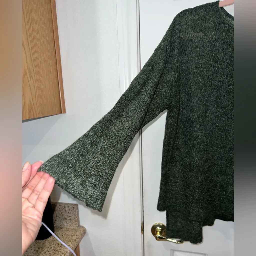 Kerisma Textured Knit Sweater – Forest Green – Size S/M – EUC - Image 9