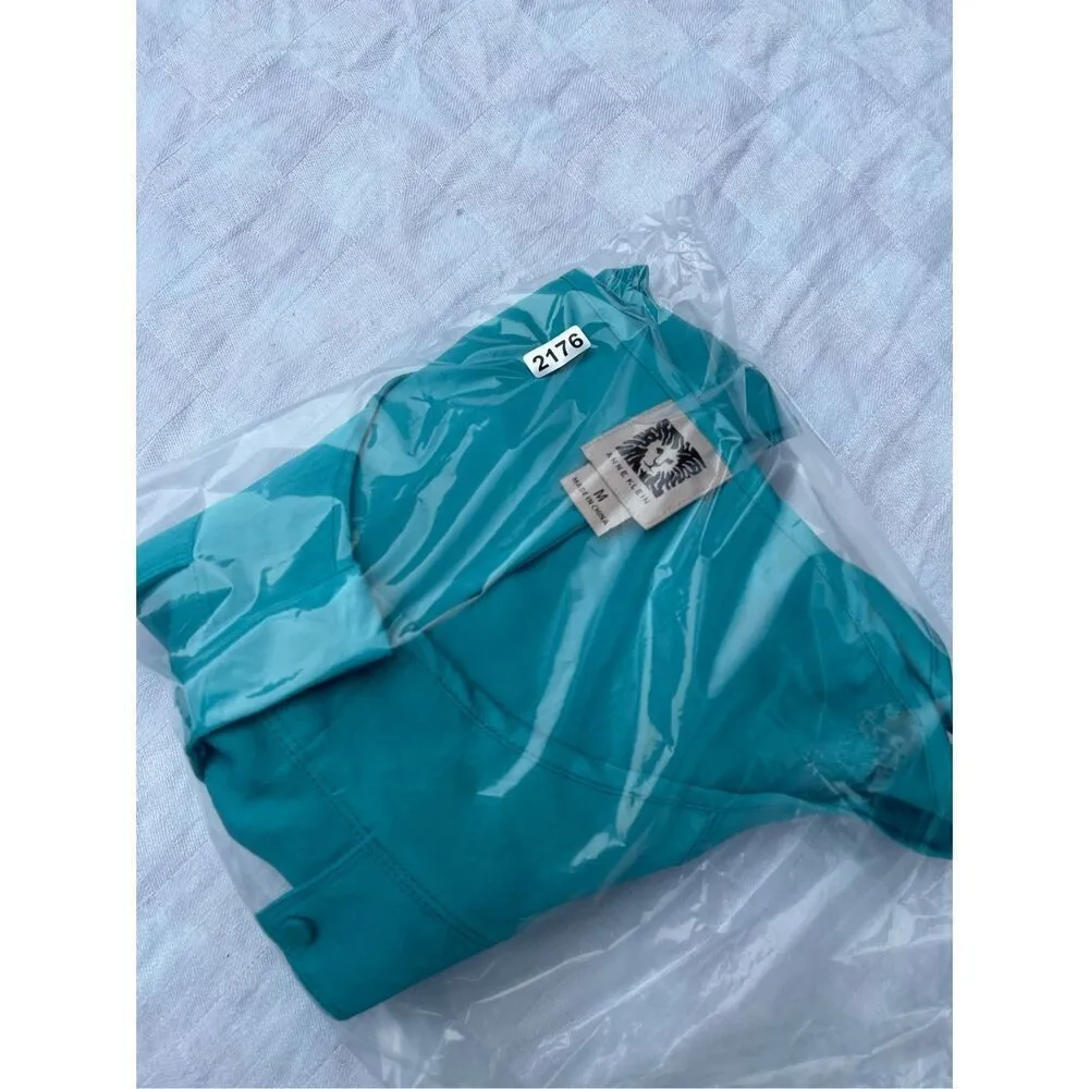 Anne Klein size M loose fit bell cuffs roll up cuffs relaxed fit covered button - Image 10