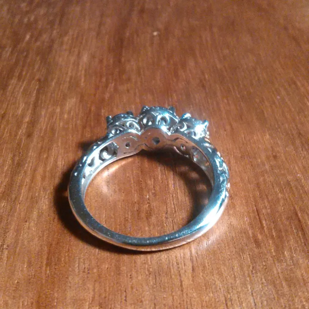 Mozambique Garnet Sterling Silver Trilogy Ring (Size 6) - Image 11