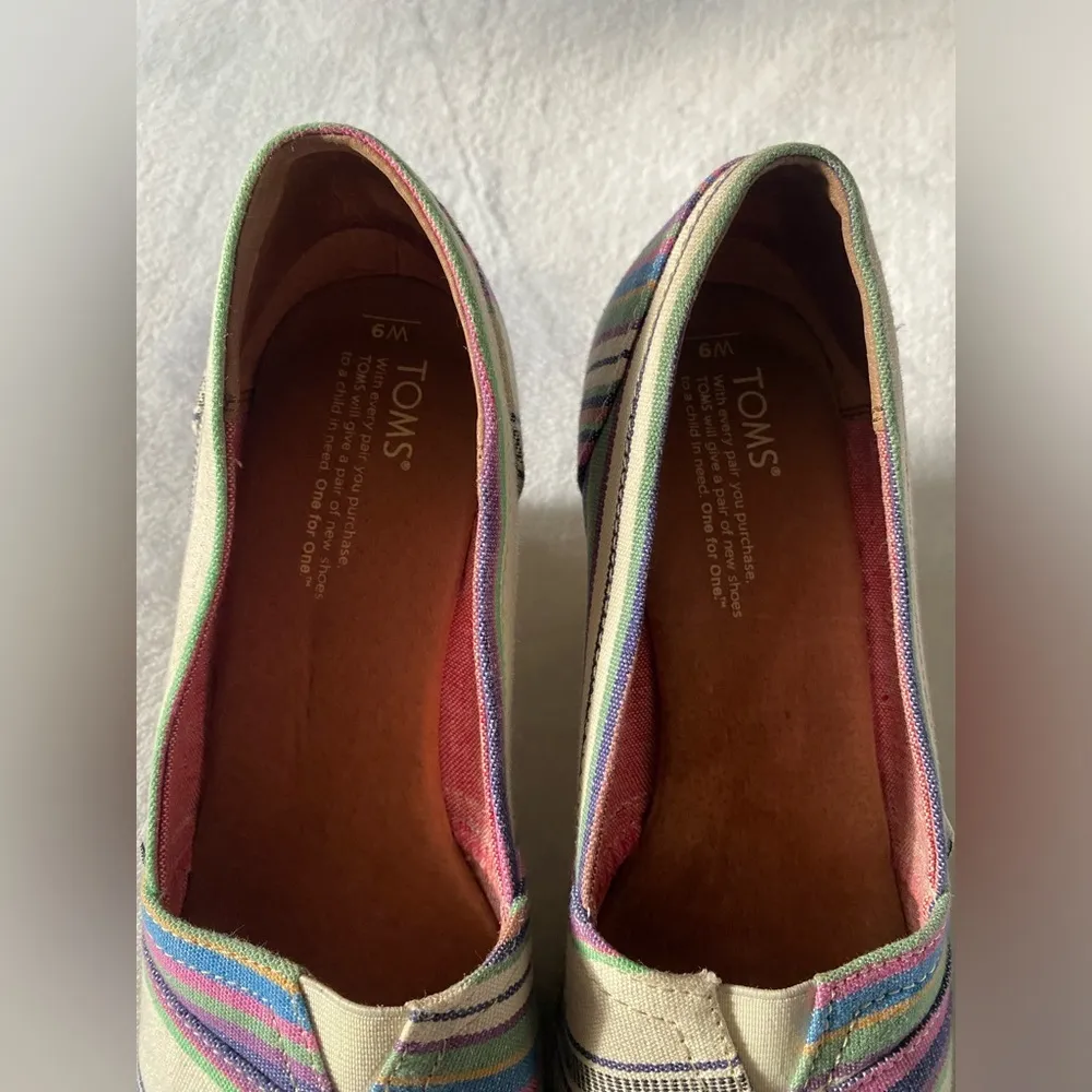 Toms Women’s Shoes Wedges Peep Toe Espadrilles Stripes Multicolored Size 9 - Image 4
