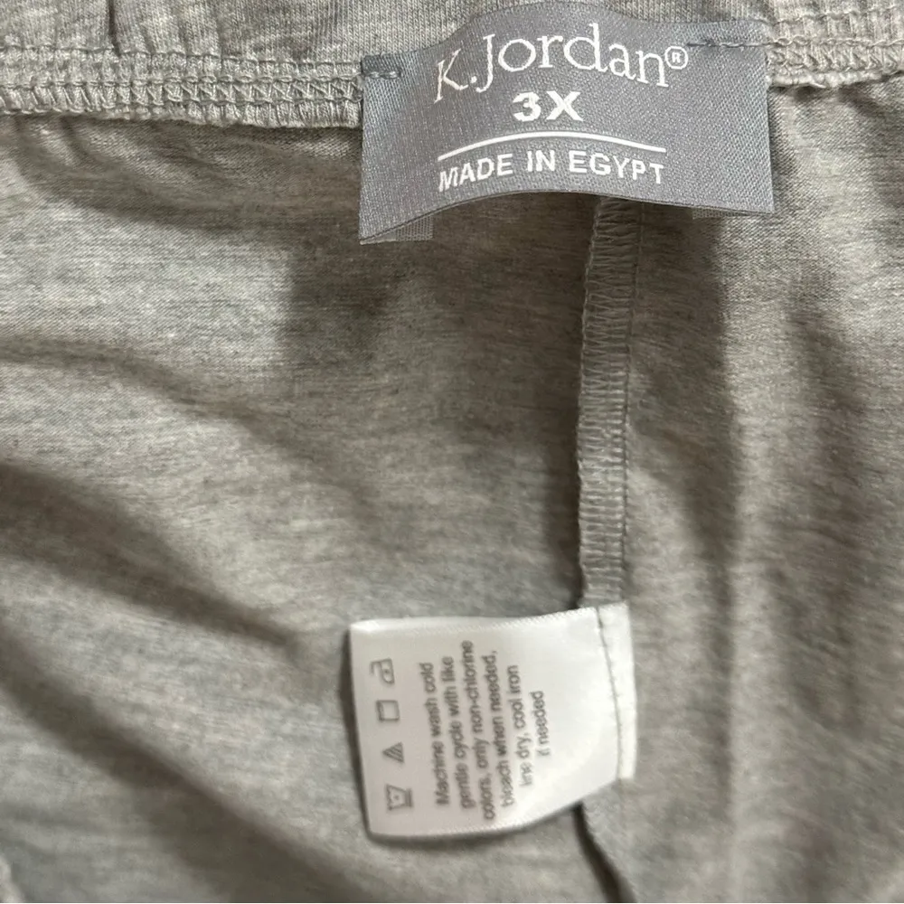 K.‎ Jordan women shorts Gray Size 3X - Image 3