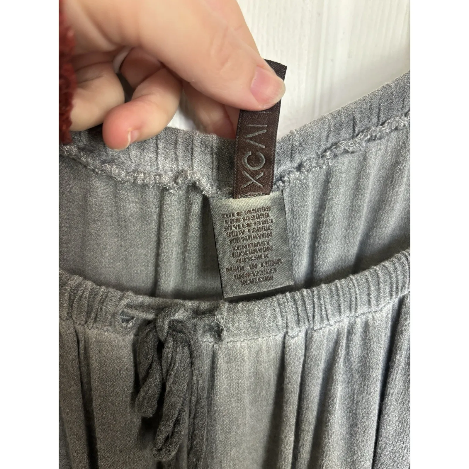 XCVI Velvet Burnout Silk Blend Grey Long Balloon Sleeve Top Size Medium Abstract - Image 5