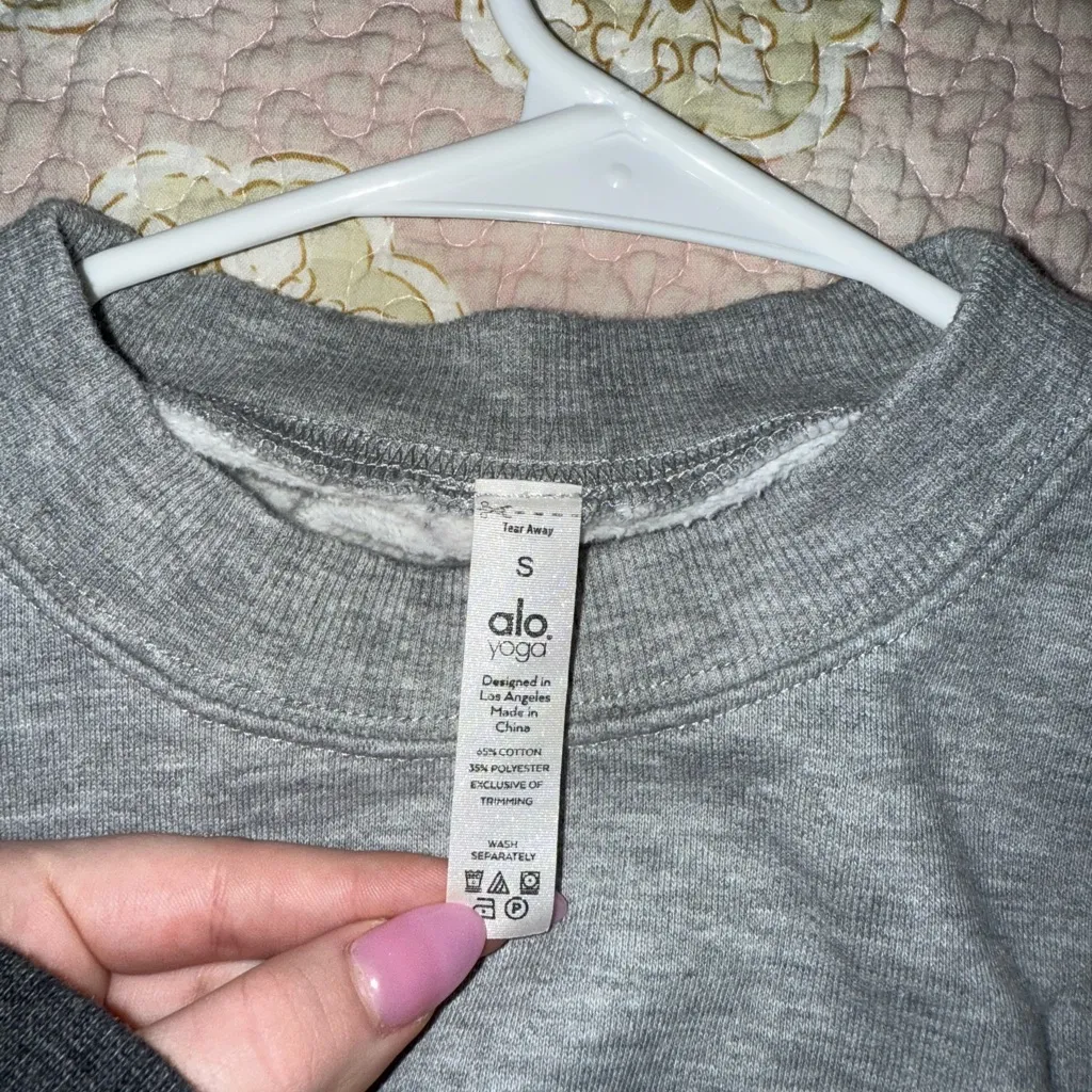 Alo Yoga Devotion Crop Pullover Fleece Top - Image 4