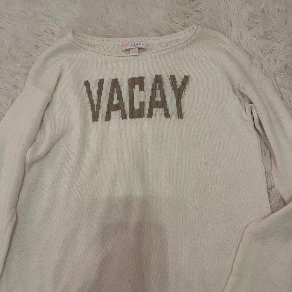 Belle beach by kim gravel size XXS “VACAY” sweater - Image 3