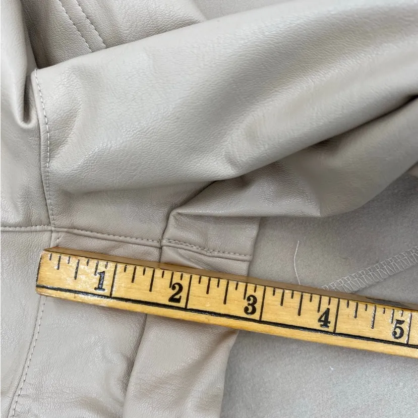 Faux leather shorts M Tan Size M - Image 6