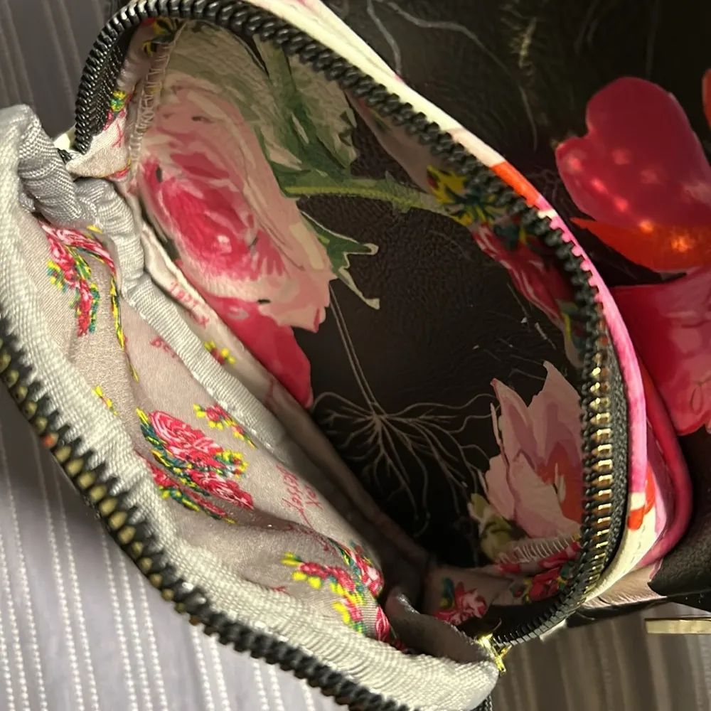 Betsey Johnson Mini Backpack Floral Doggy - Image 4