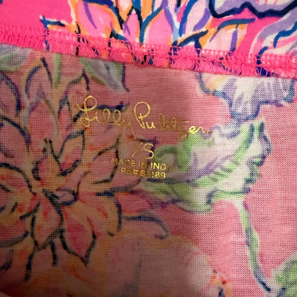 Lilly Pulitzer Lessa Off-the-shoulder Vibrant Pink Floral top Blouse size XS - Image 4