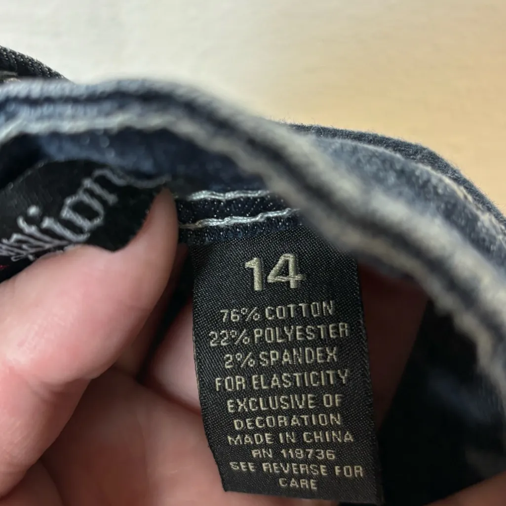 Love Nation Woman’s Plus Size Denim Capri Jeweled Chic Y2K Darkwash Jeans Sz 14 - Image 7