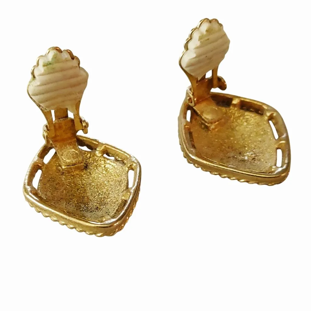 Sarah Coventry Teahouse Clip On Earrings Vintage Asian Abstract Gold Tone Design - Image 10
