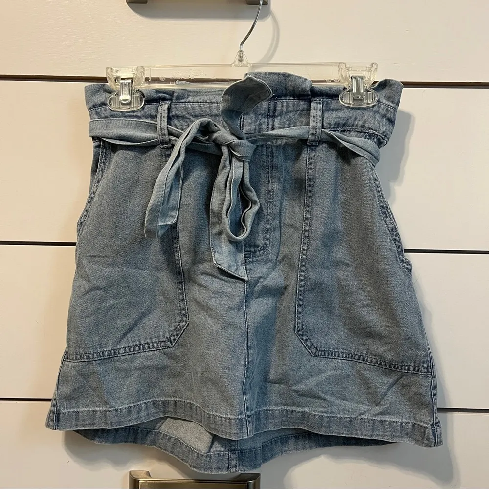 American Eagle  Denim Paperbag Skirt NWT - Image 2